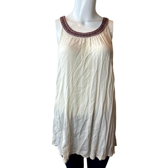 Torrid Women’s Crepe Tank Top Beaded Halter Neck Back Kay Hole Ivory Size 0 - Picture 2 of 7